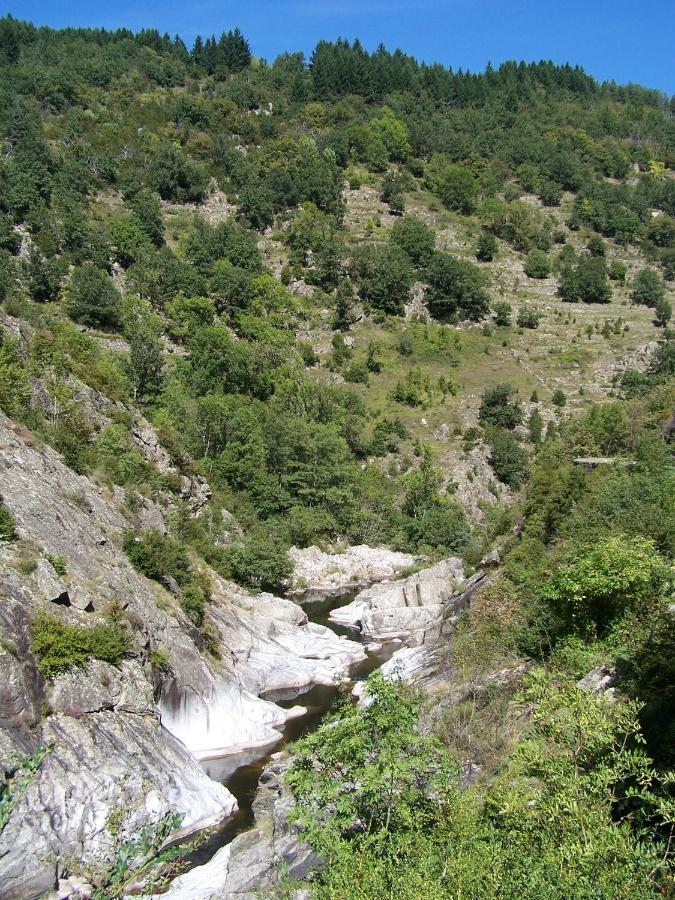 Gite De Chapeleche Les Chataigniers Gluiras Dış mekan fotoğraf